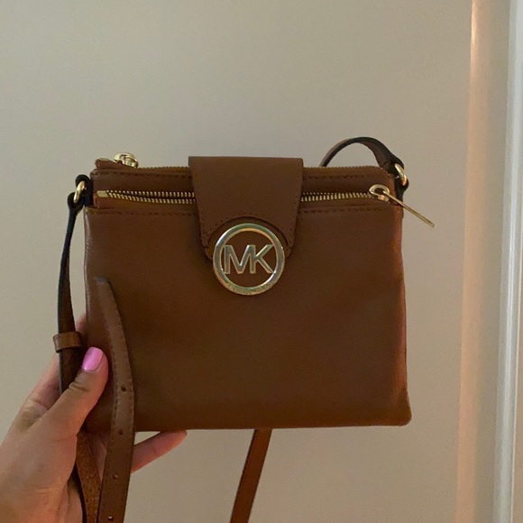 Michael Kors Brown Leather Crossbody Bag Wallet - Picture 1 of 3